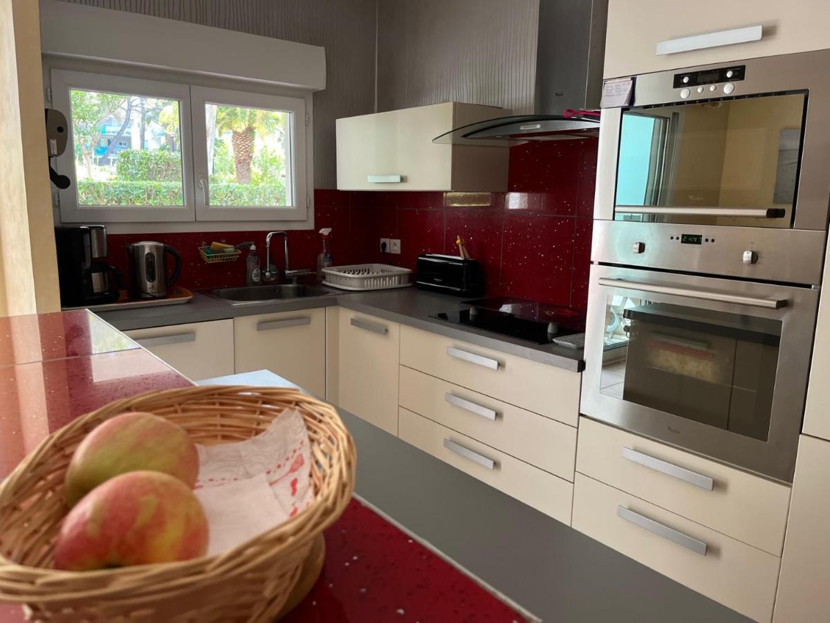 Saint-Raphael, Boulouris, F2 Dans Belle Residence 3 Piscines, Proche Bord De Mer Exterior foto
